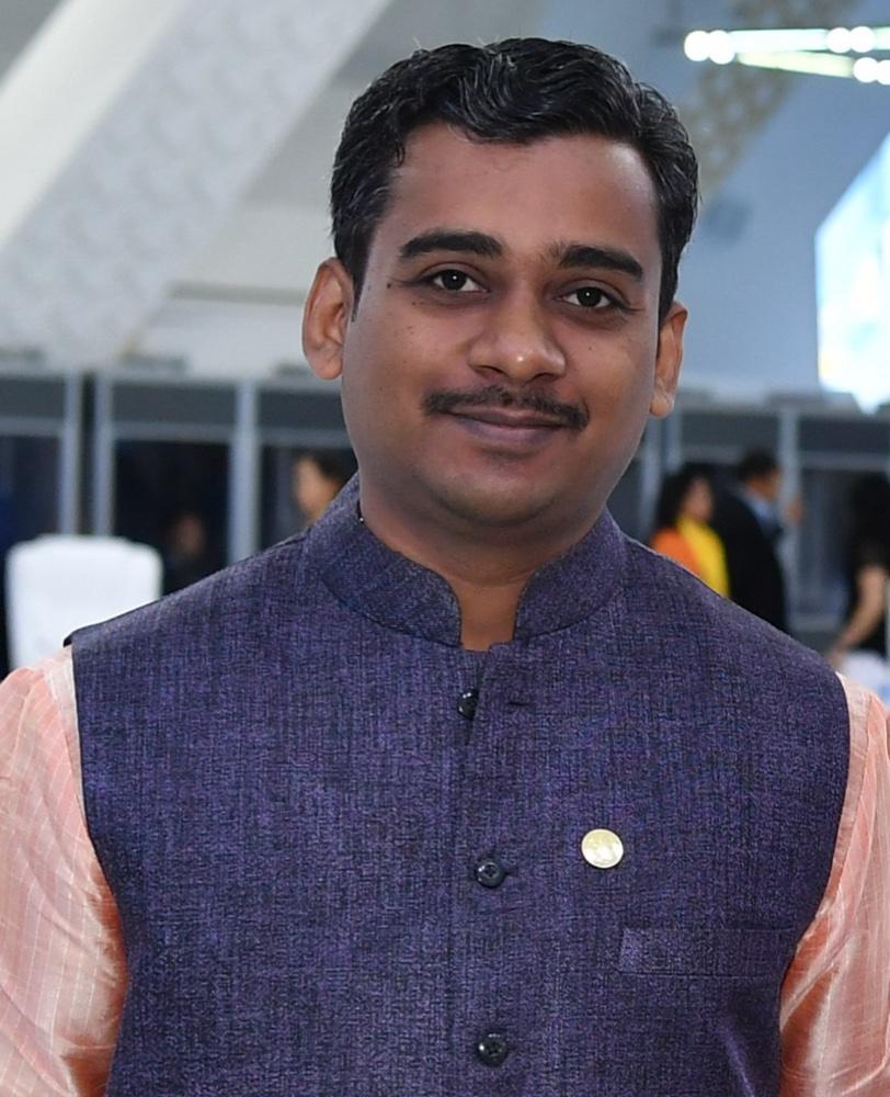 Dr. Rudraksha Sakrikar